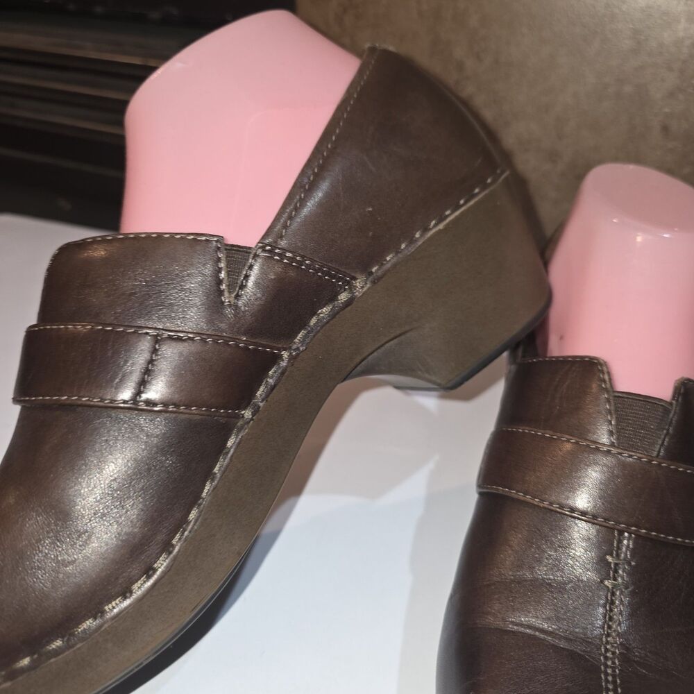 DANSKO TAMARA Sz 10.5/11 Distressed Brown Leather Buckle Pro Clog Ankle Booties - Picture 6 of 12